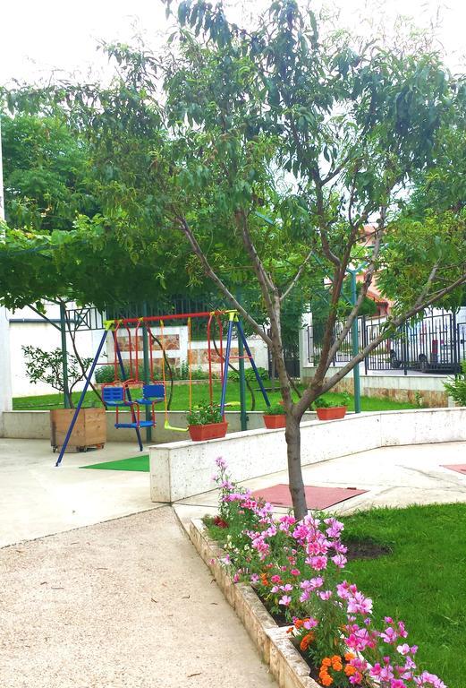 קברנה Aparthotel Prostor מראה חיצוני תמונה