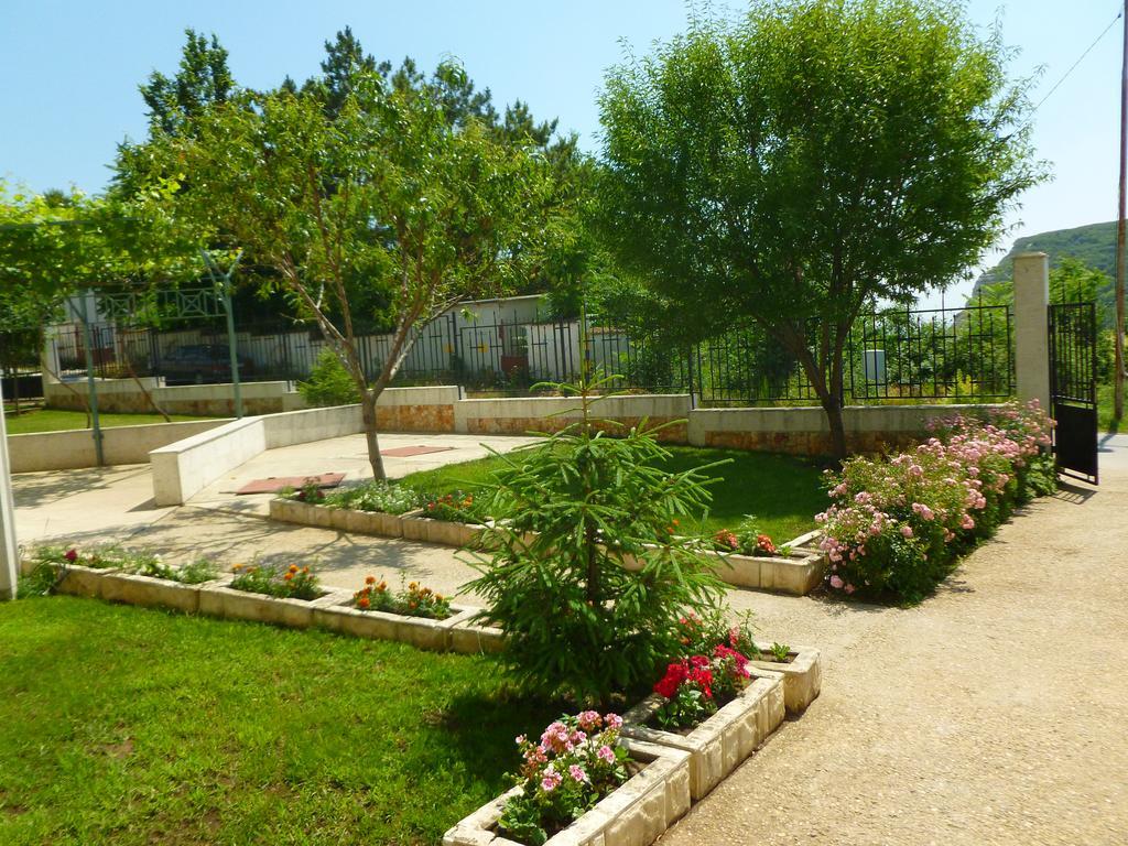 קברנה Aparthotel Prostor מראה חיצוני תמונה